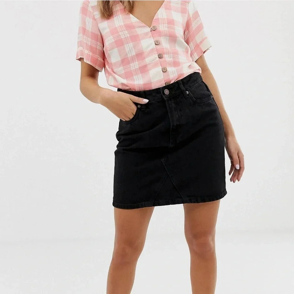 New Look Dresses & Skirts - New Look Black Denim Skirt